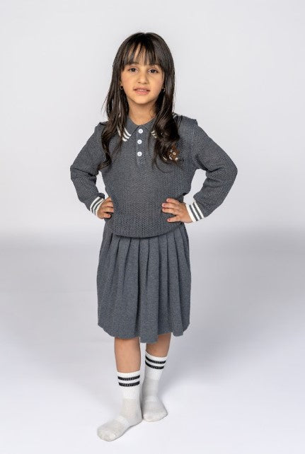 طقم رمادي بنات - صوف