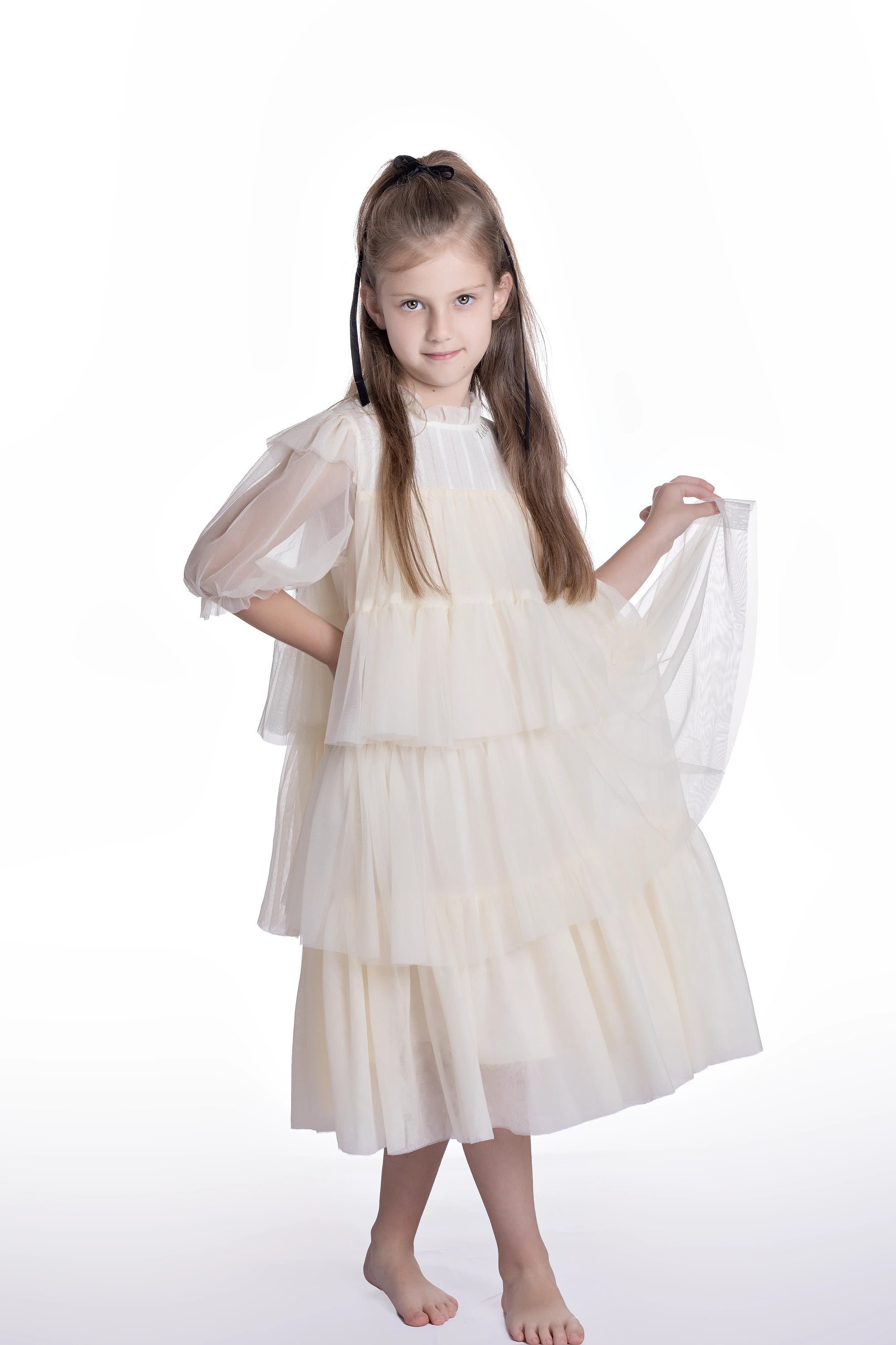 Off-white dress, a mix of tulle and cotton